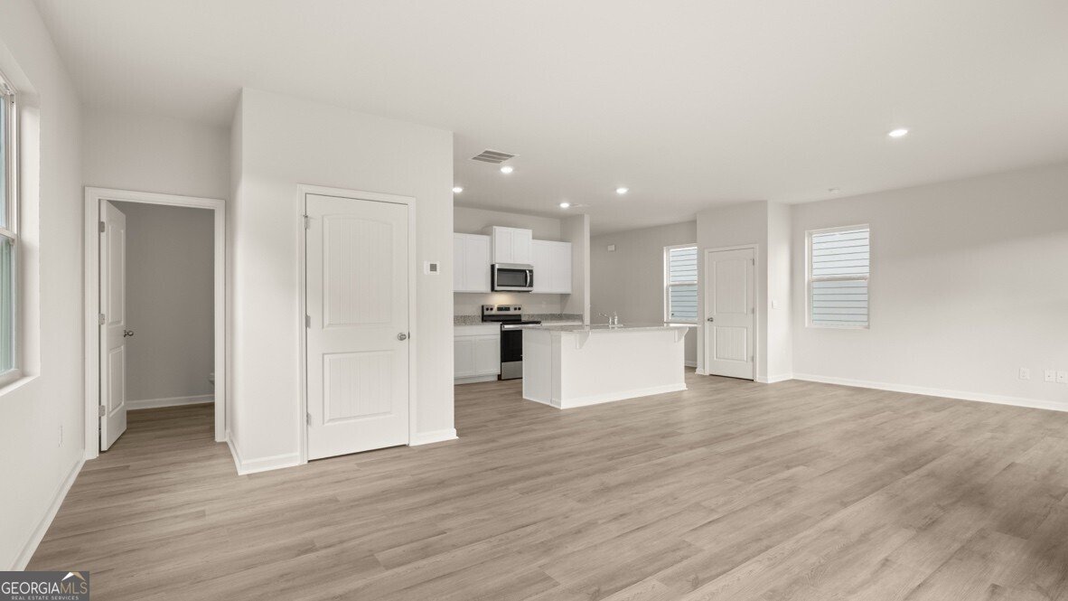 4436 Manor Hill Drive Union City - 13