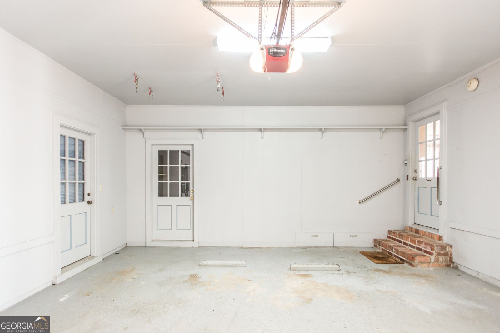 402 Preston Street Waycross - 39