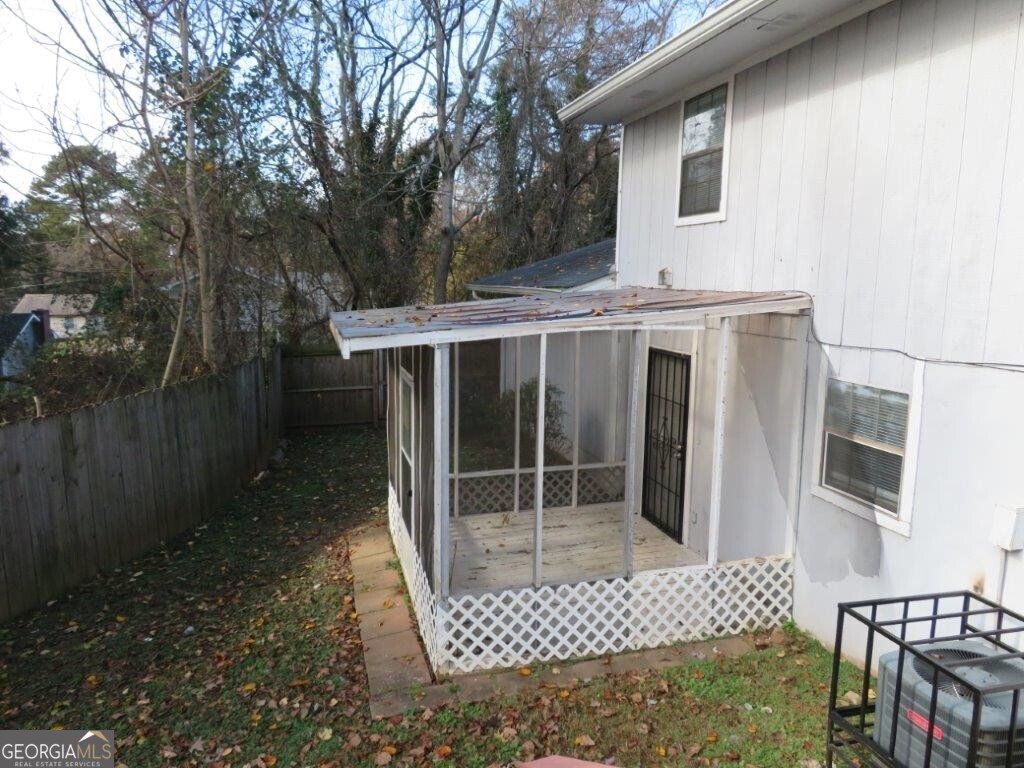 6047 Marbut Road Lithonia - 21