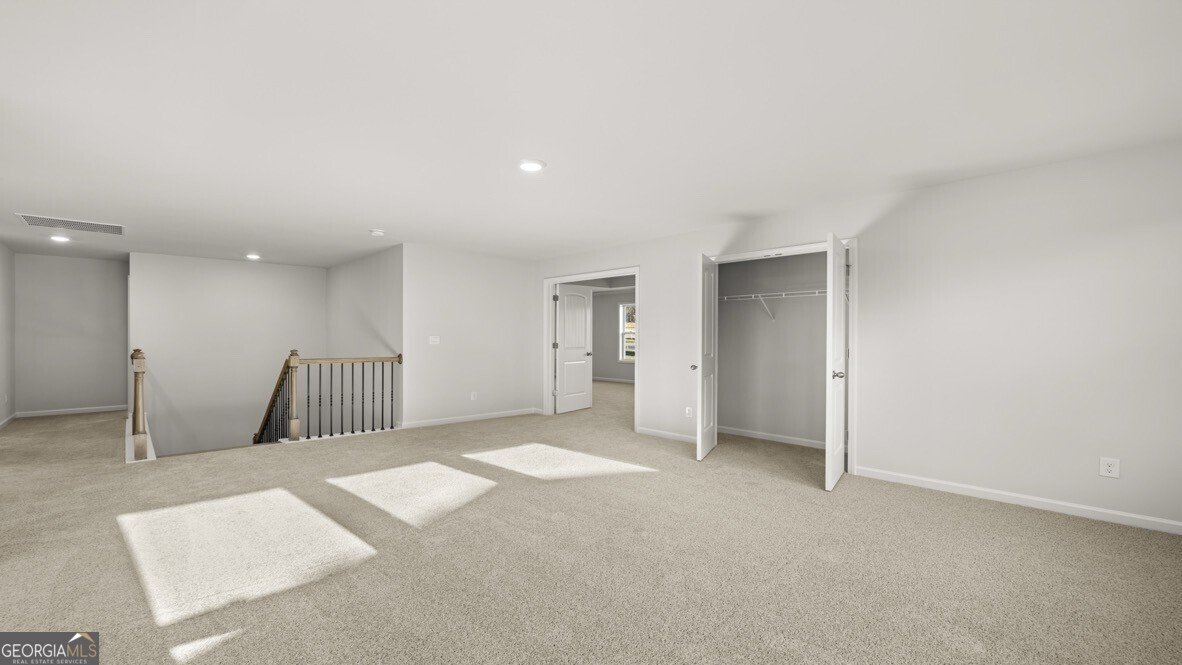 77 Parkview Drive Dallas - 25