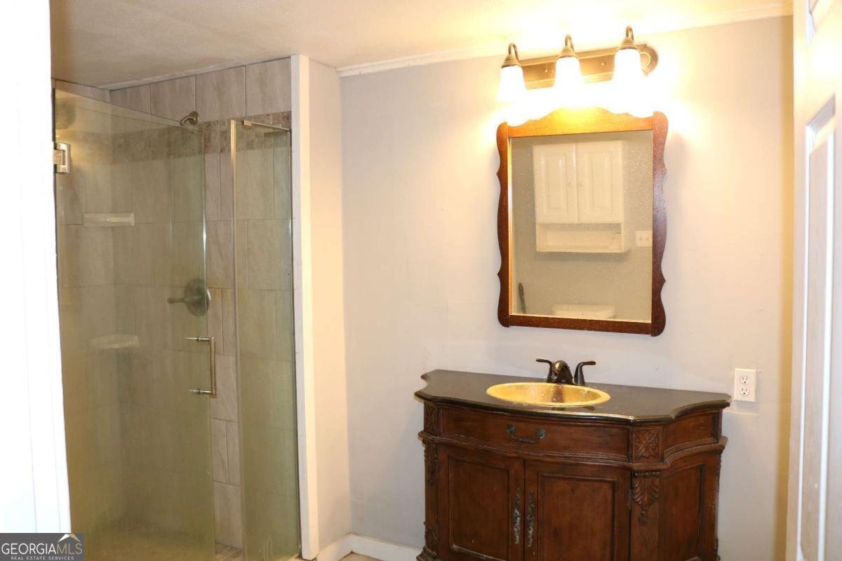 88 Railroad Avenue Carlton - 29