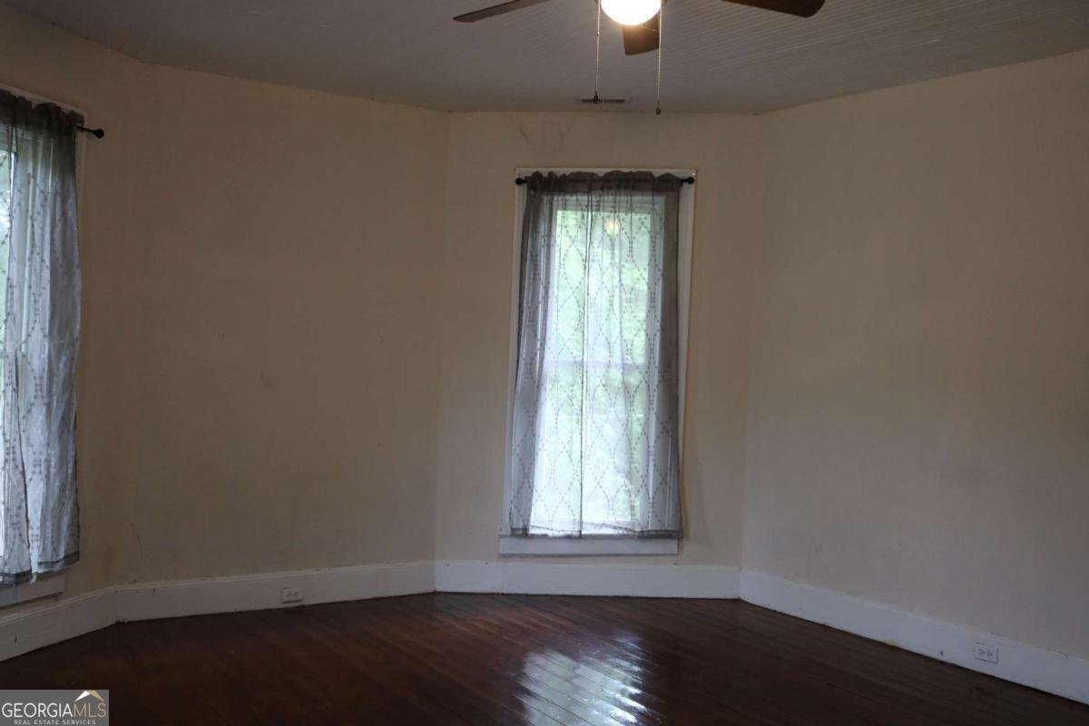 88 Railroad Avenue Carlton - 4