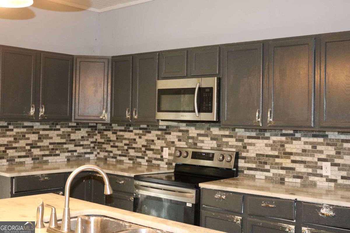 88 Railroad Avenue Carlton - 40