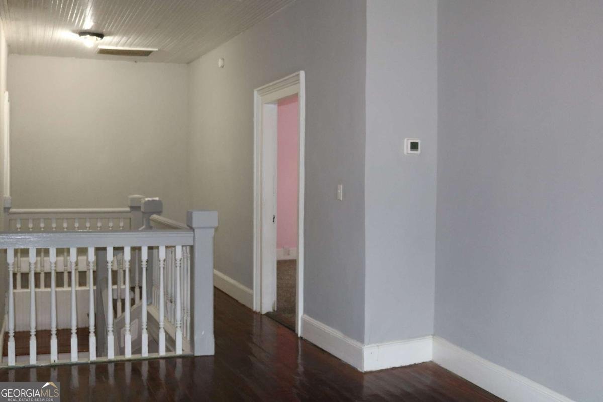 88 Railroad Avenue Carlton - 9