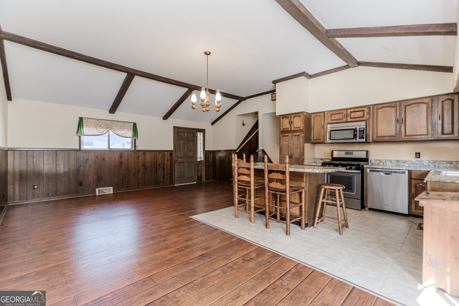 253 3rd Avenue Winder - 11