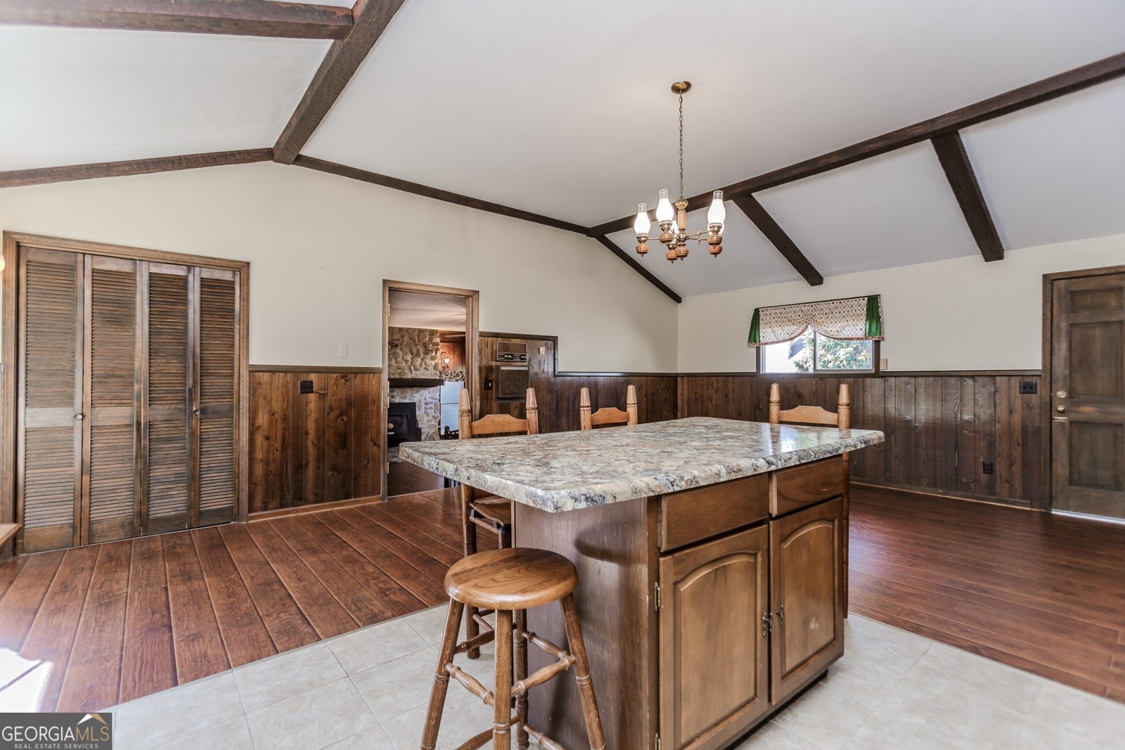 253 3rd Avenue Winder - 12