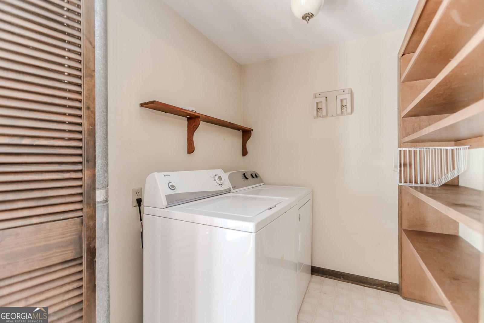 253 3rd Avenue Winder - 14