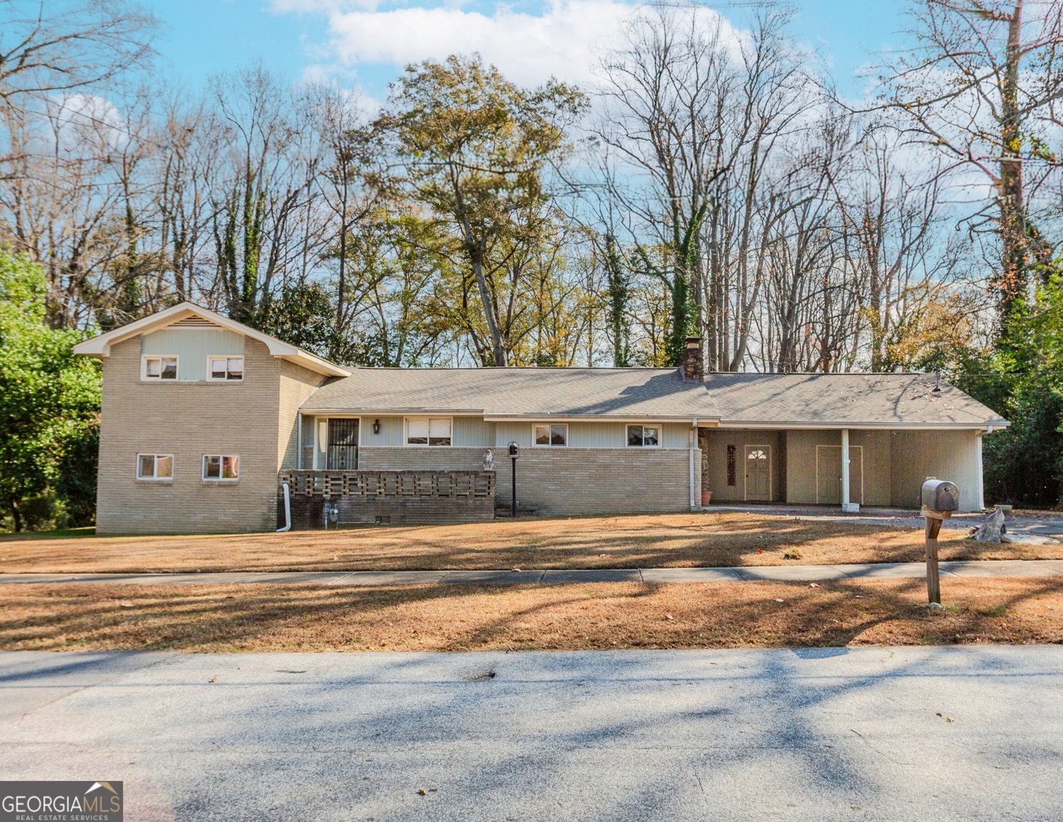 253 3rd Avenue Winder - 2