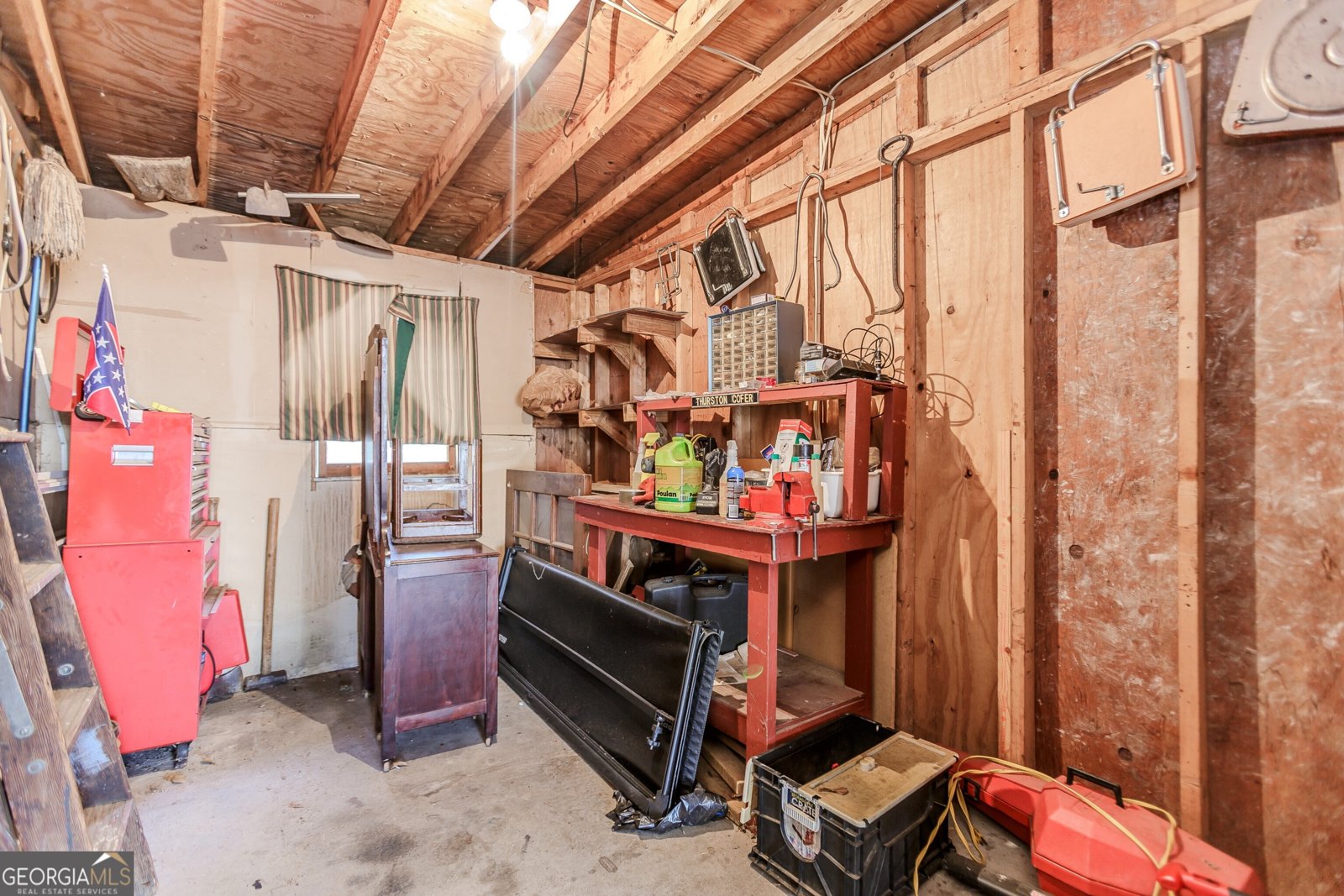 253 3rd Avenue Winder - 27