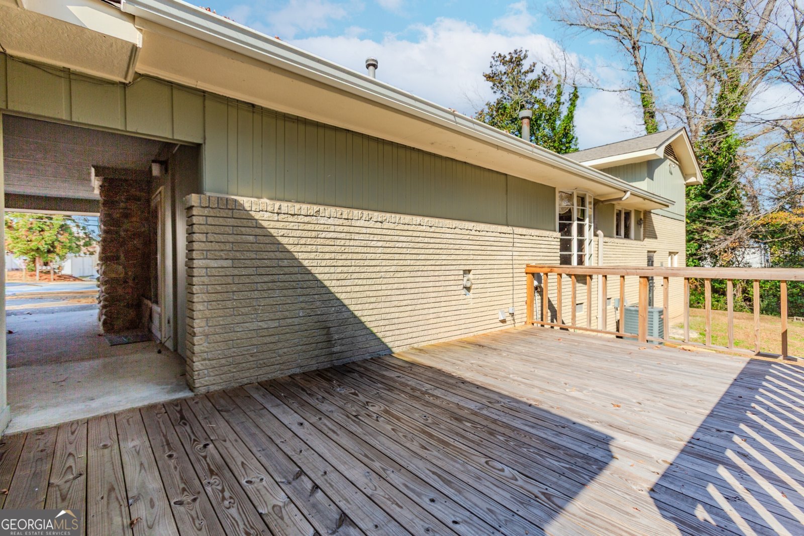 253 3rd Avenue Winder - 30