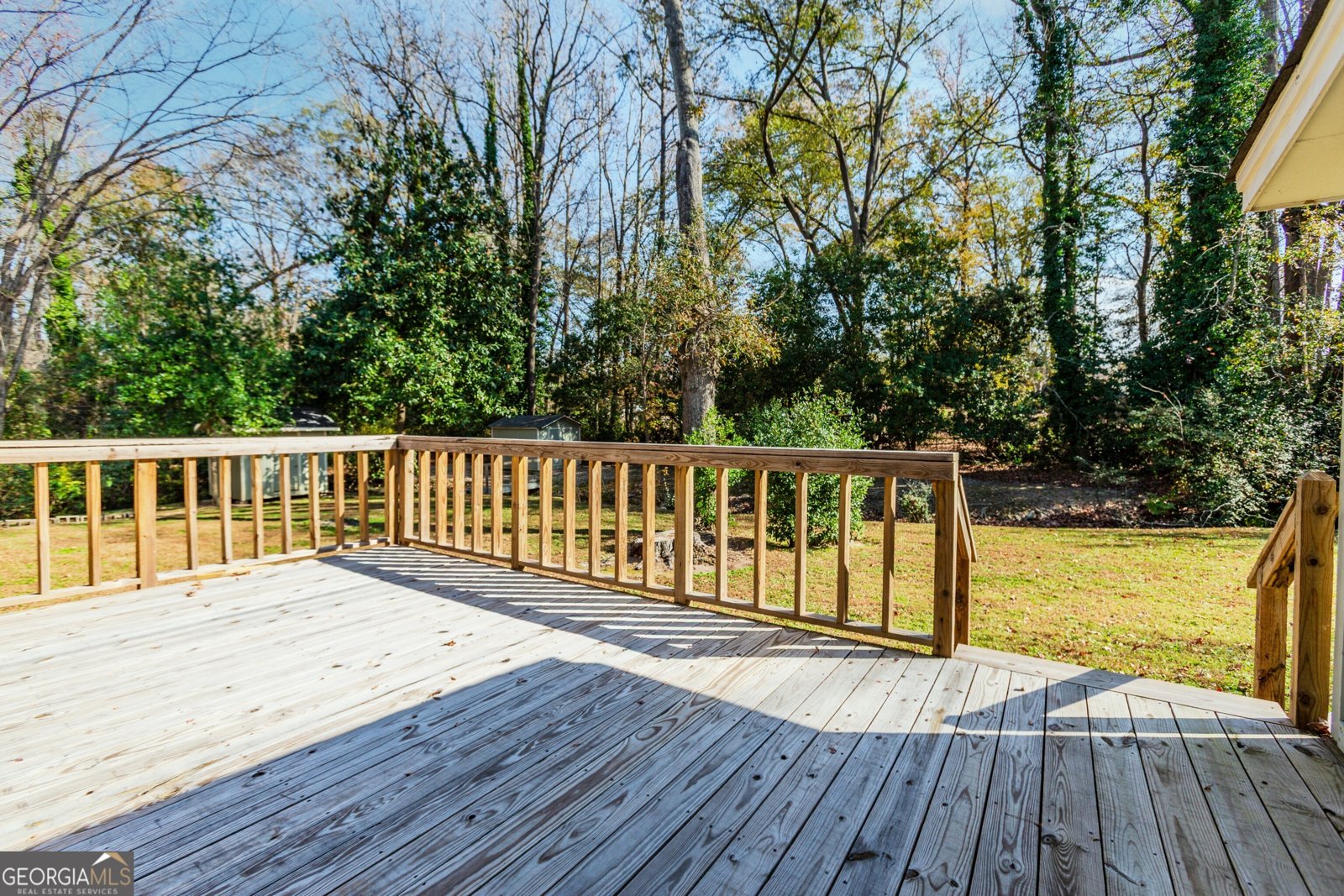 253 3rd Avenue Winder - 31