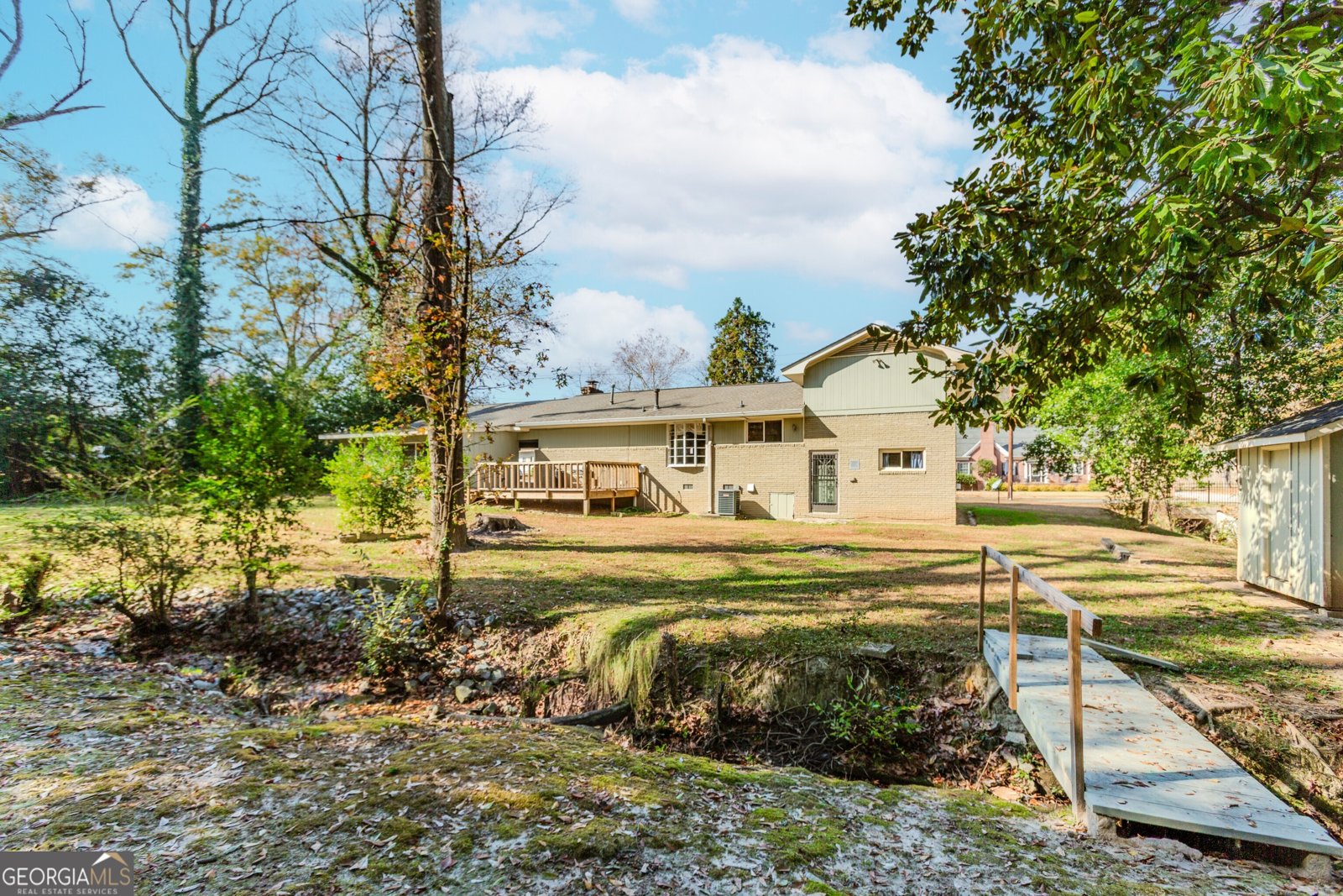 253 3rd Avenue Winder - 36