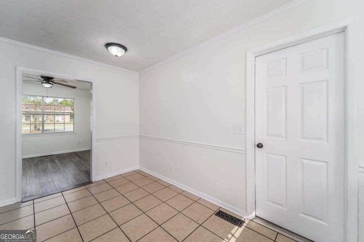 2122 Lakeview Drive Waycross - 4