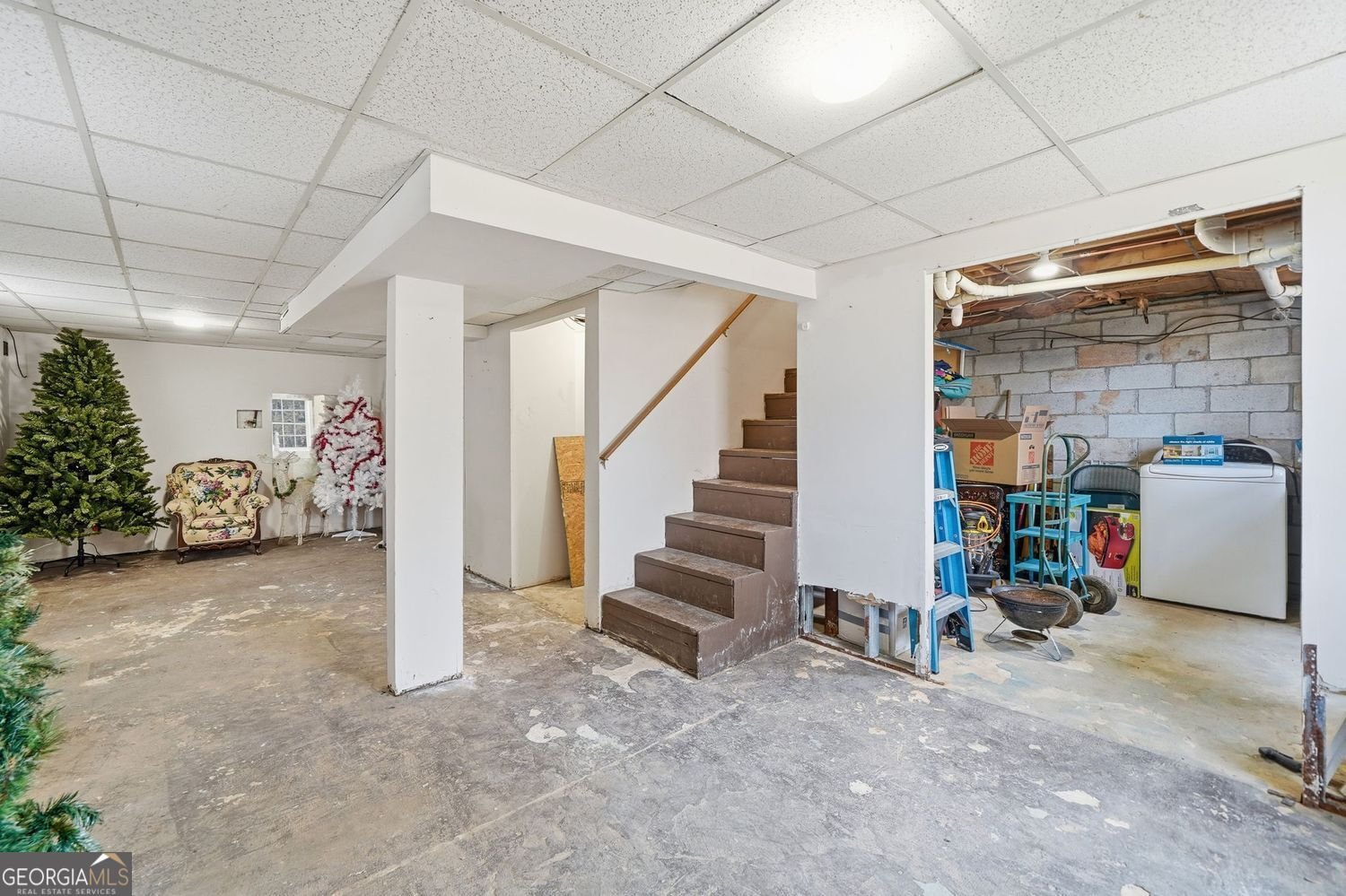 438 Mountainview Circle Canton - 33