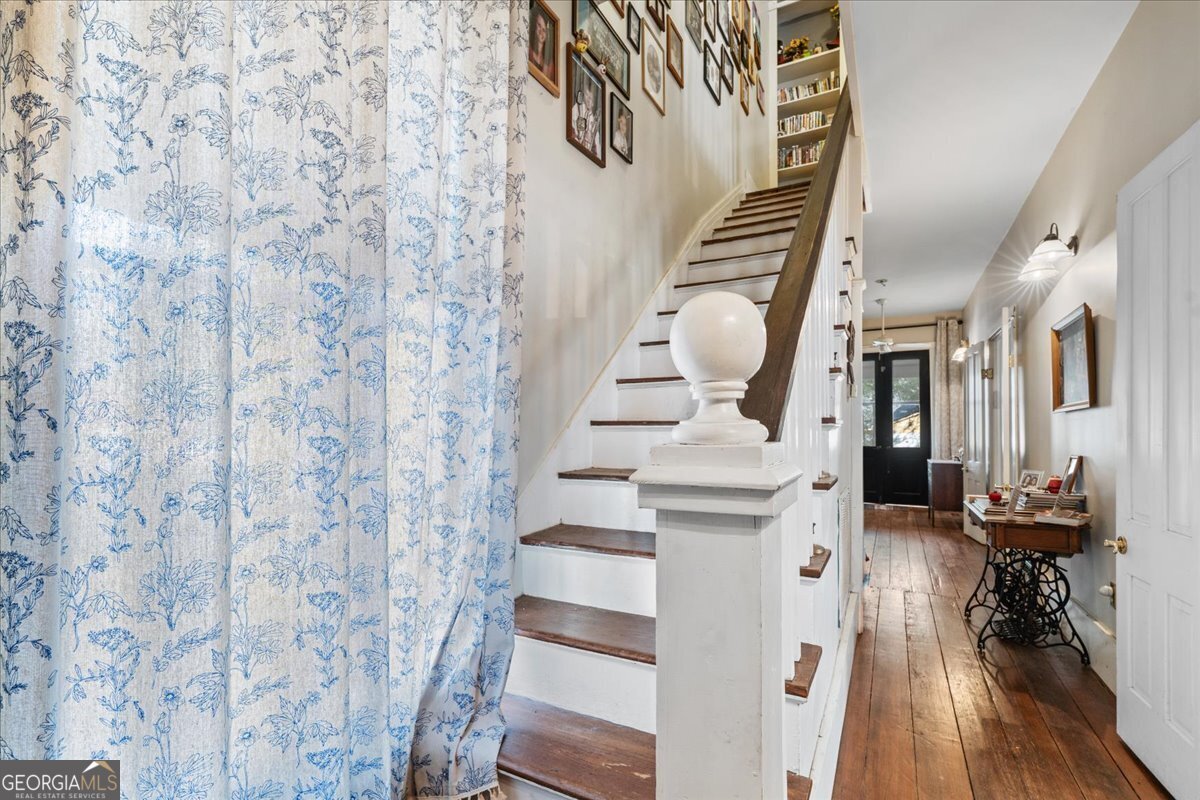 66 Merritt Street Hawkinsville - 16