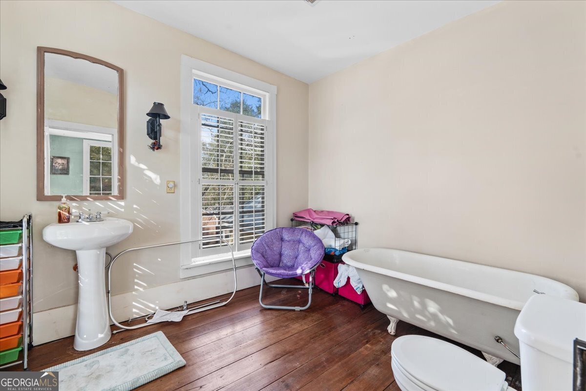 66 Merritt Street Hawkinsville - 25