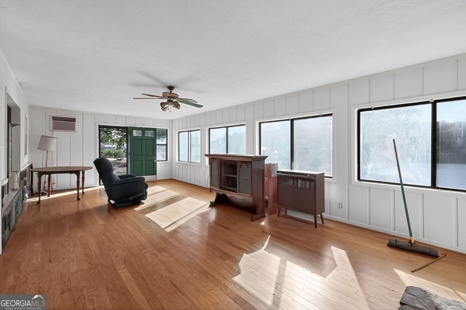 170 Waters Bridge Circle Covington - 19