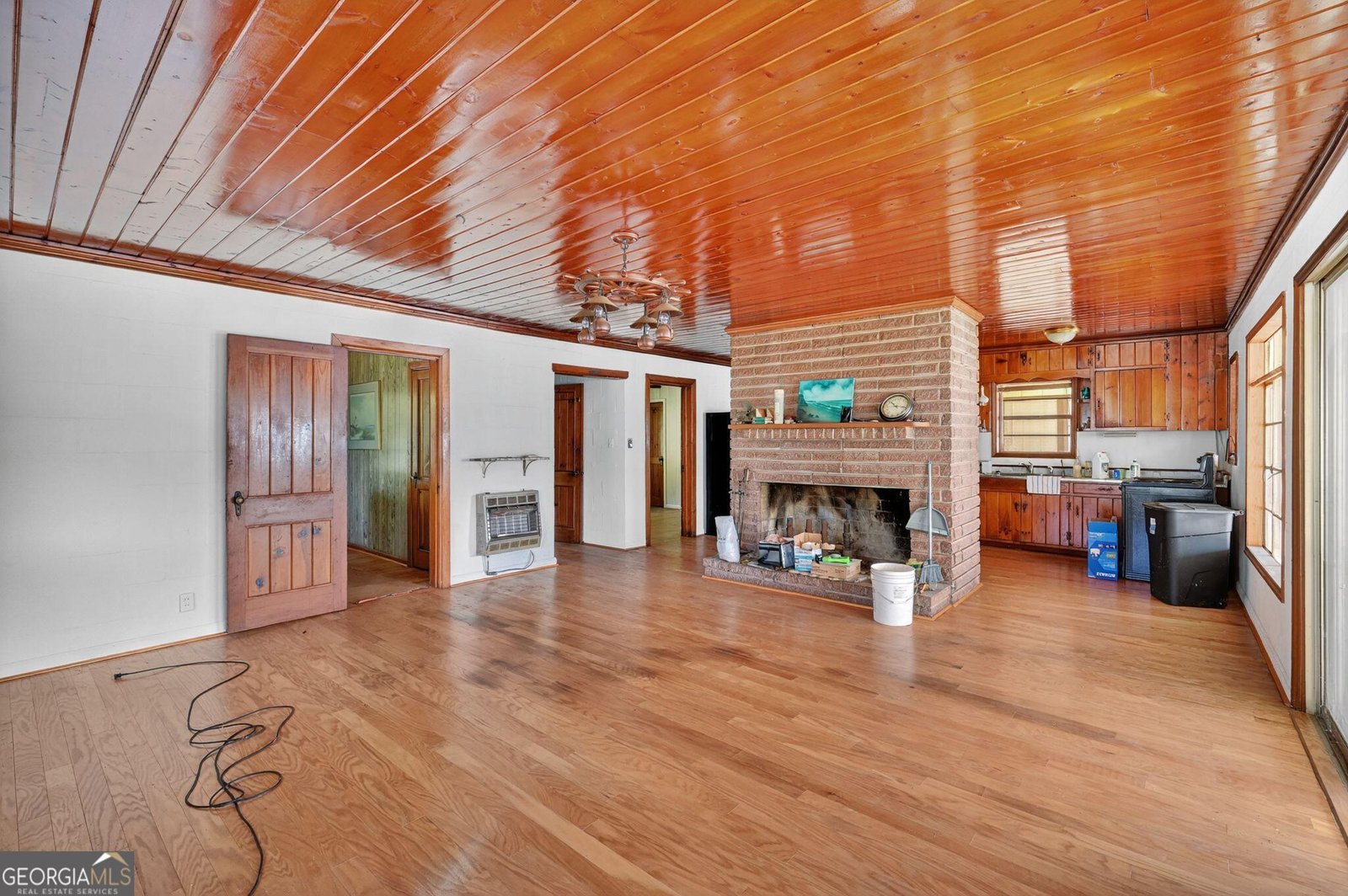 170 Waters Bridge Circle Covington - 23