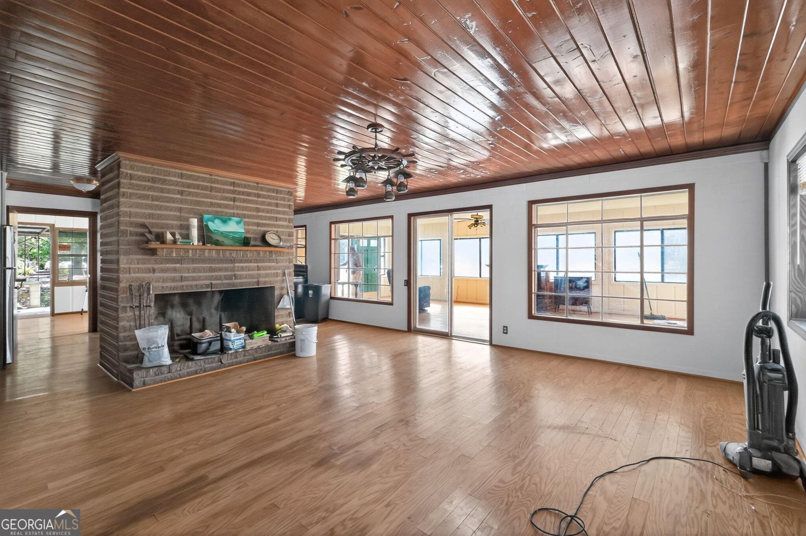 170 Waters Bridge Circle Covington - 3