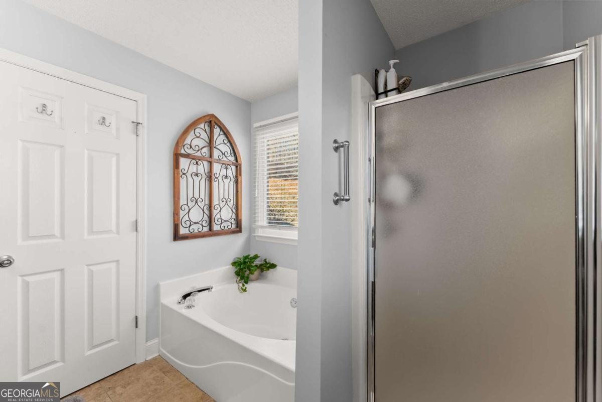 6229 Ivy Springs Drive Flowery Branch - 2