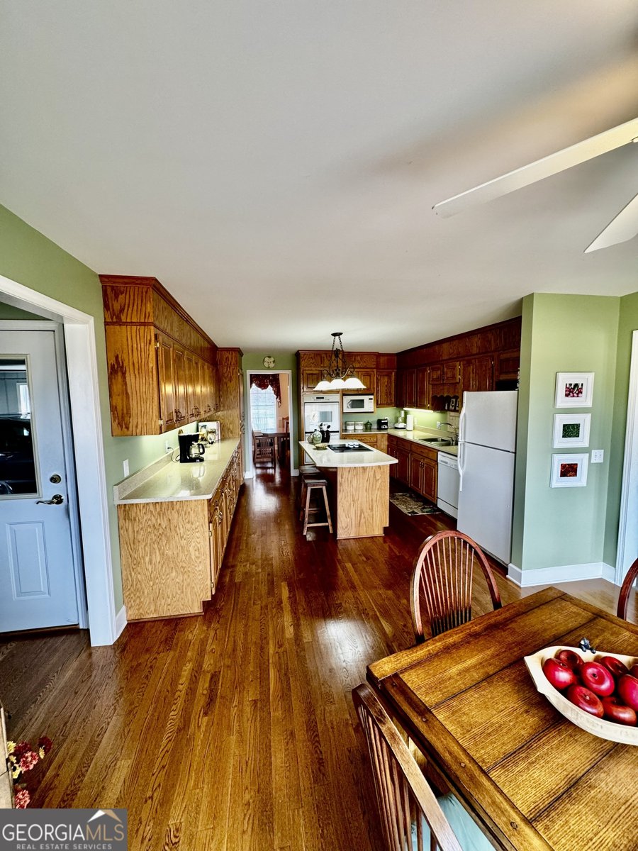 1064 Annandale Drive Clarkesville - 8