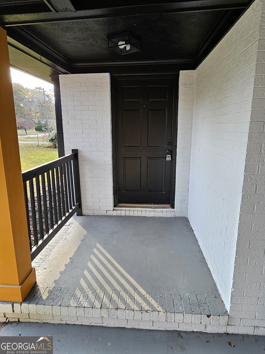 411 Northwood Drive Griffin - 56