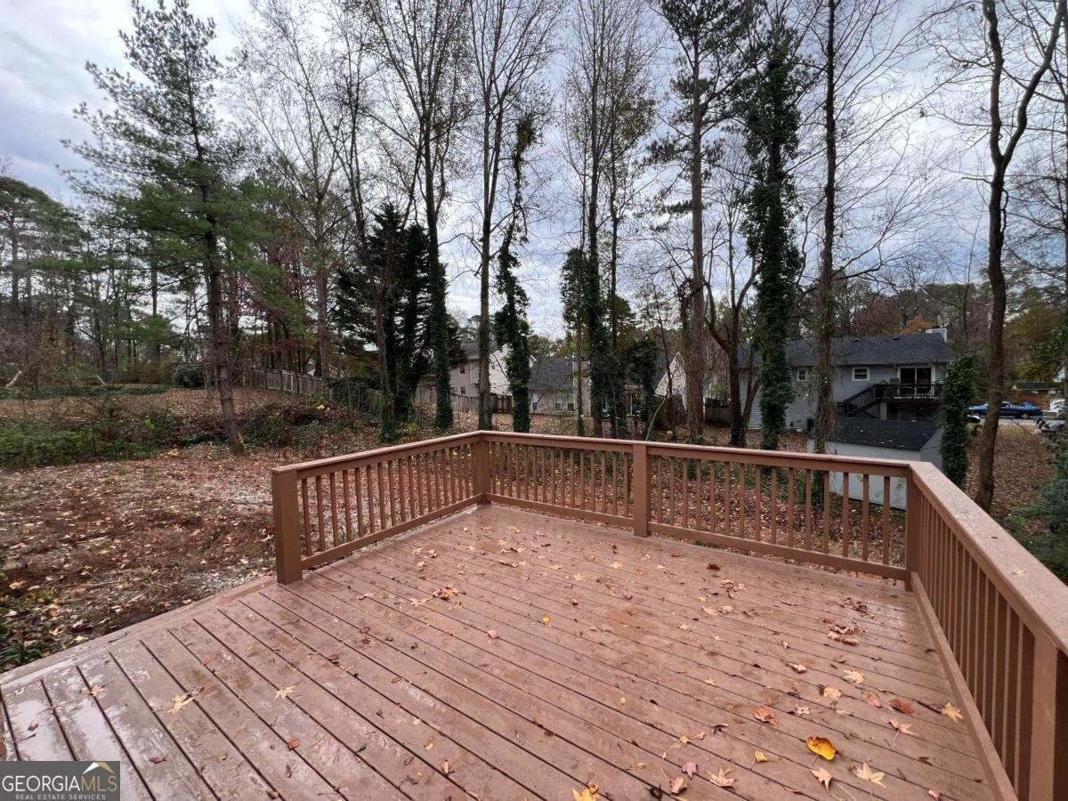 1260 Della Way Lawrenceville - 27