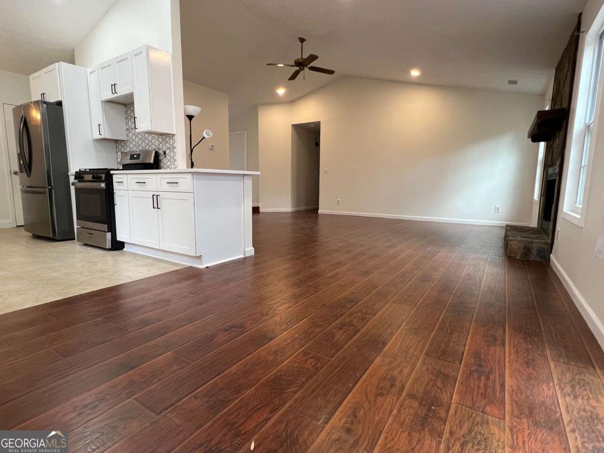 1260 Della Way Lawrenceville - 8