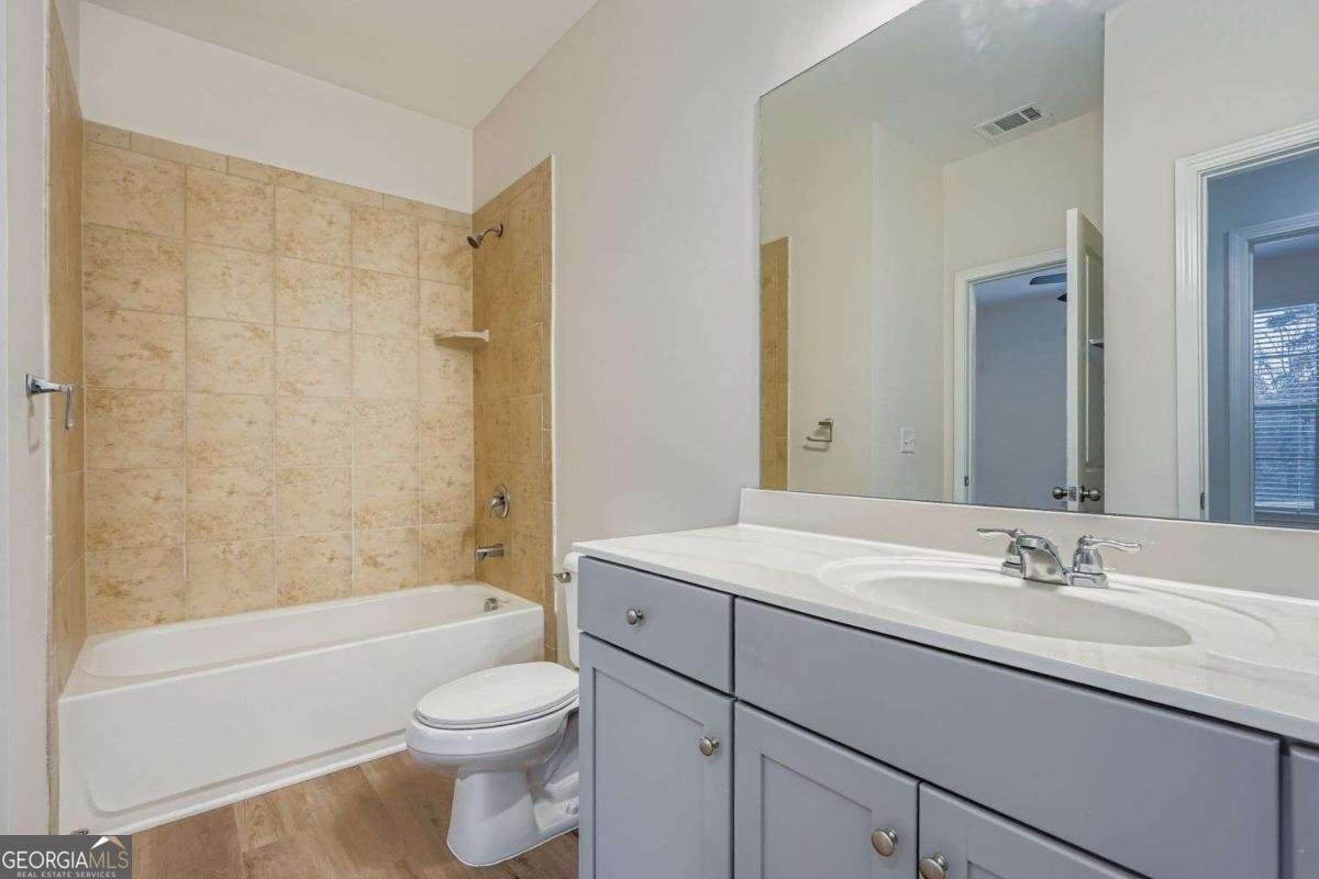 335 Sawgrass View Fairburn - 14