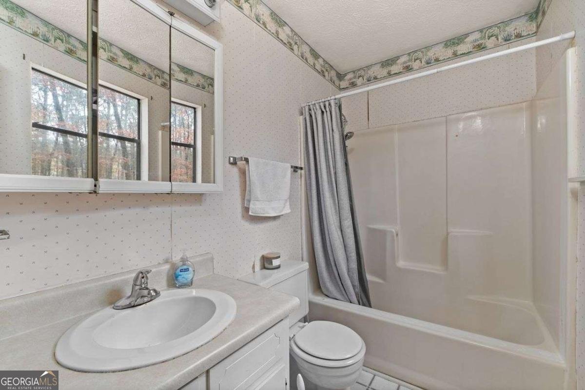 3964 FERNCLIFF Road Snellville - 10