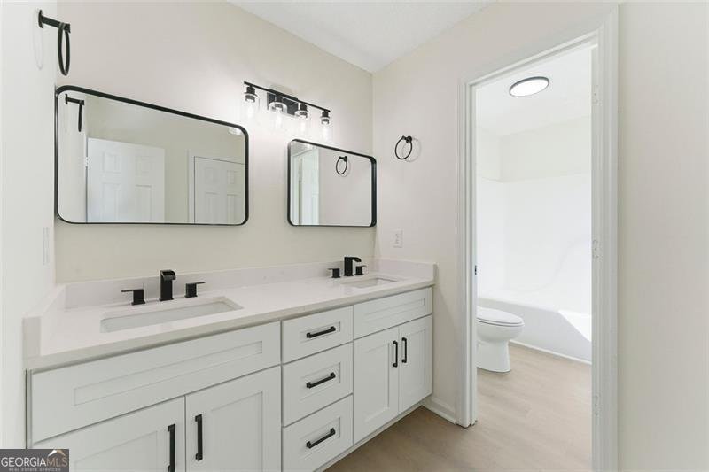 1200 TOM HULSEY Drive Canton - 17