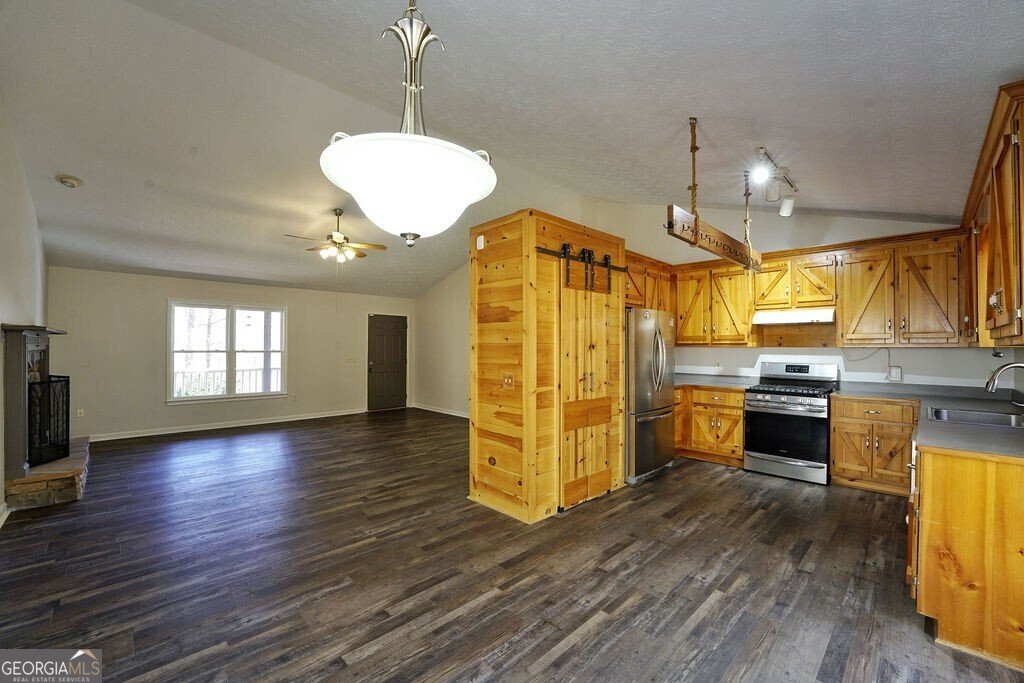 365 Avery Drive Talking Rock - 12