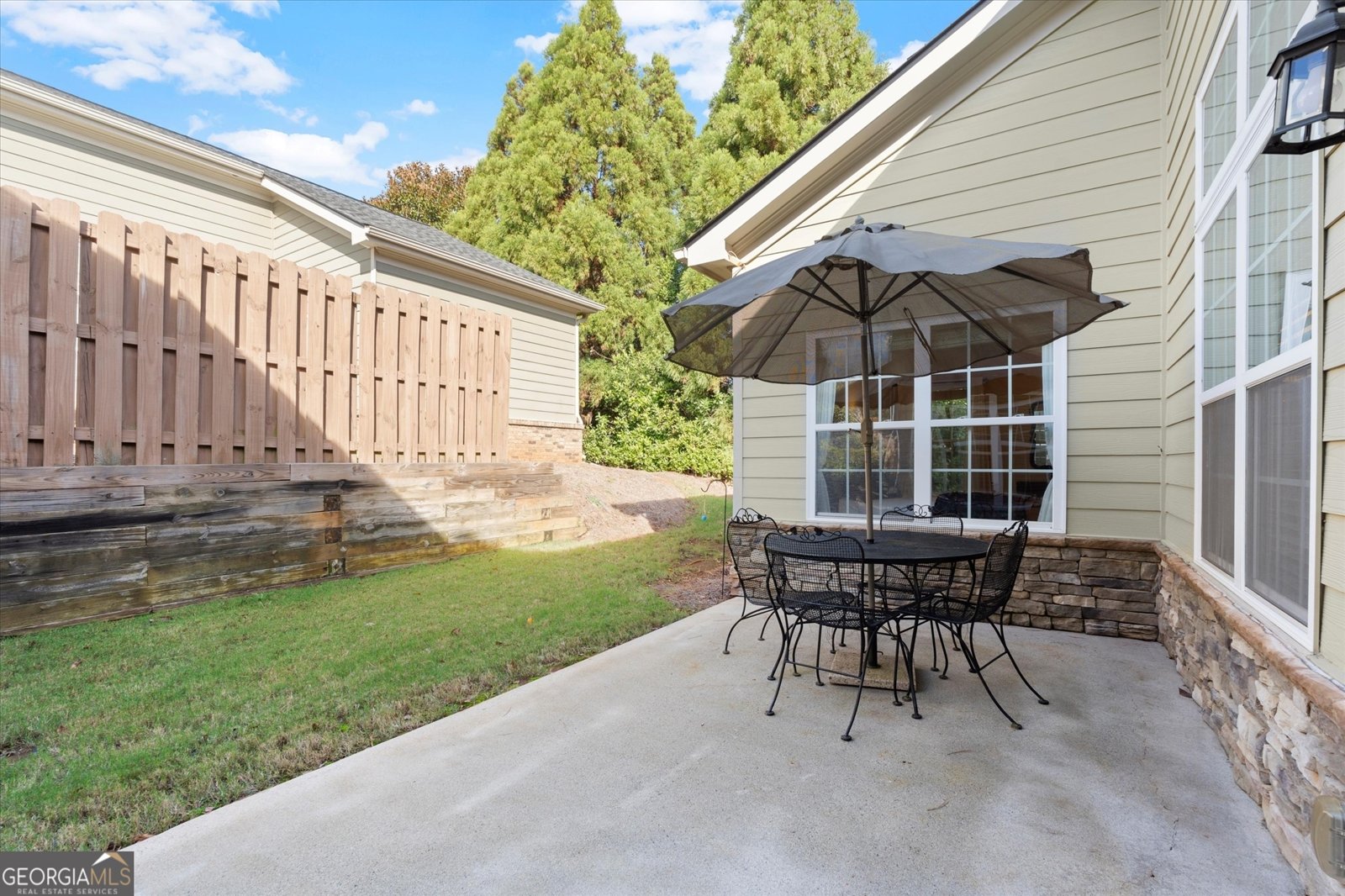 360 Signature Circle Powder Springs - 1