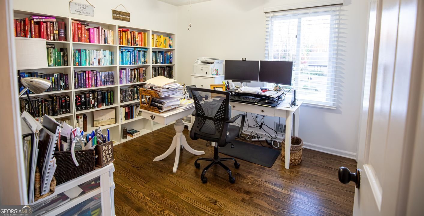 3734 CHEROKEE FORD Gainesville - 24