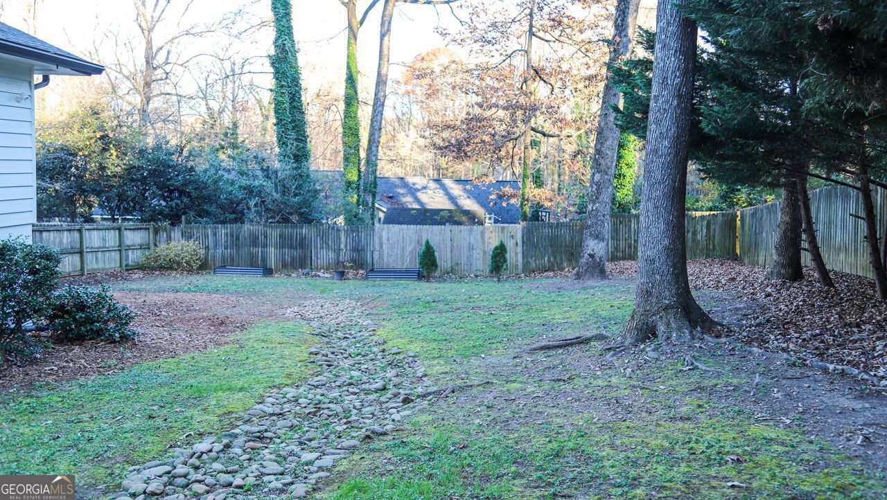 3734 CHEROKEE FORD Gainesville - 36