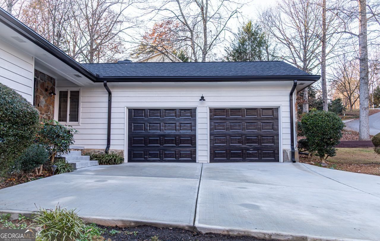 3734 CHEROKEE FORD Gainesville - 39