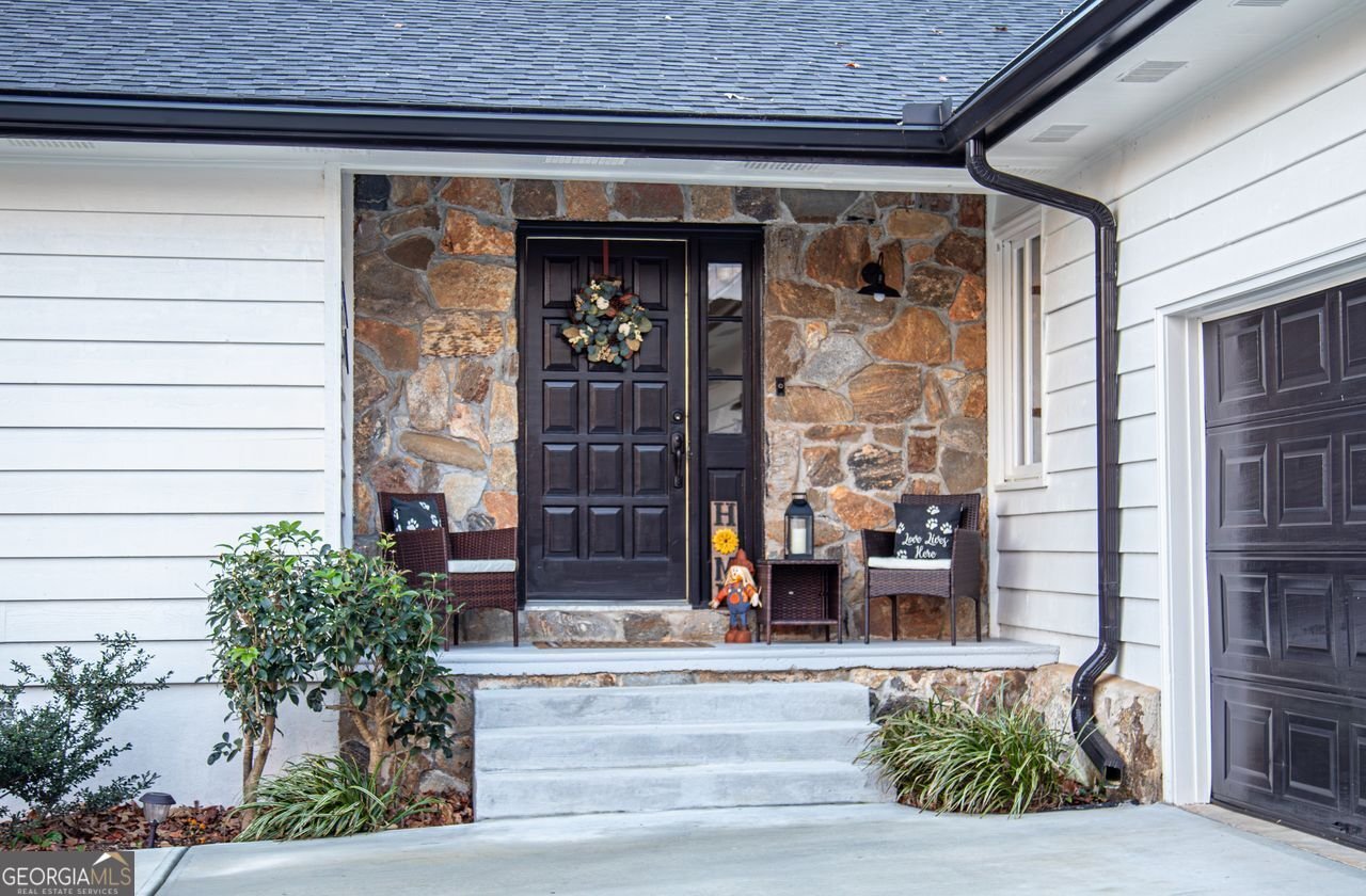 3734 CHEROKEE FORD Gainesville - 40