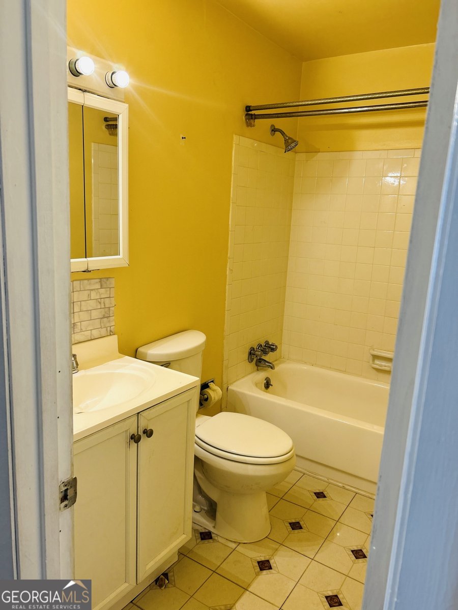 405 Fairburn Road Atlanta - 15