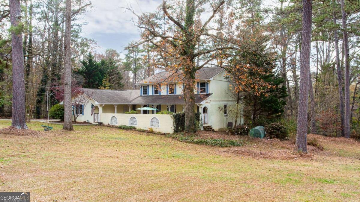 1937 Crescent Drive Snellville - 12