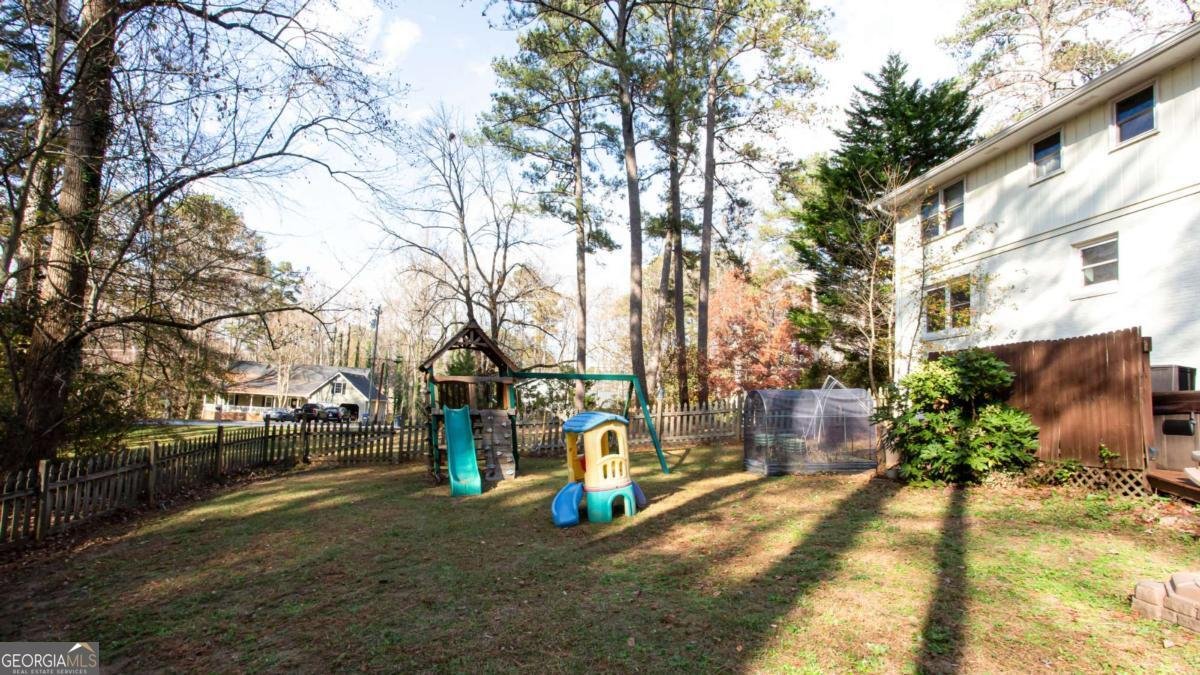 1937 Crescent Drive Snellville - 19