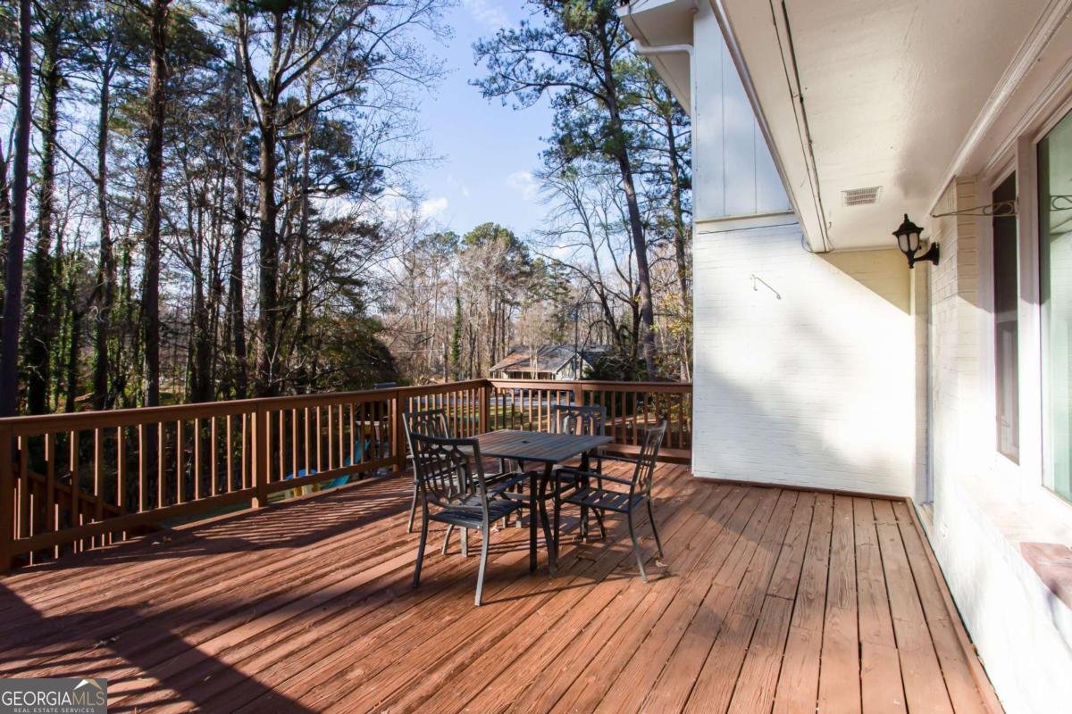 1937 Crescent Drive Snellville - 24