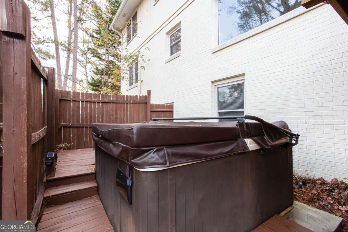 1937 Crescent Drive Snellville - 4