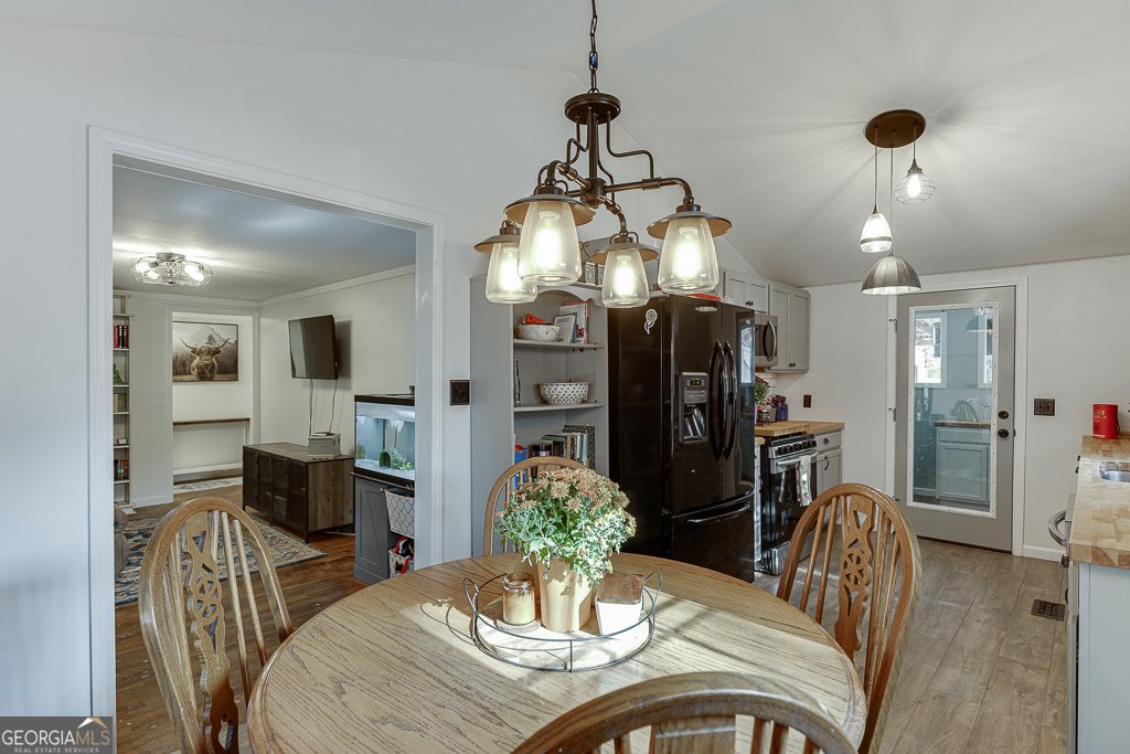 98 Circle Drive Winder - 16