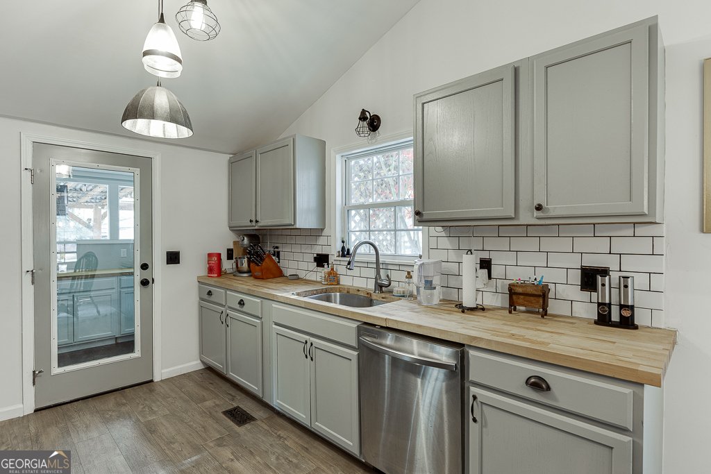 98 Circle Drive Winder - 18