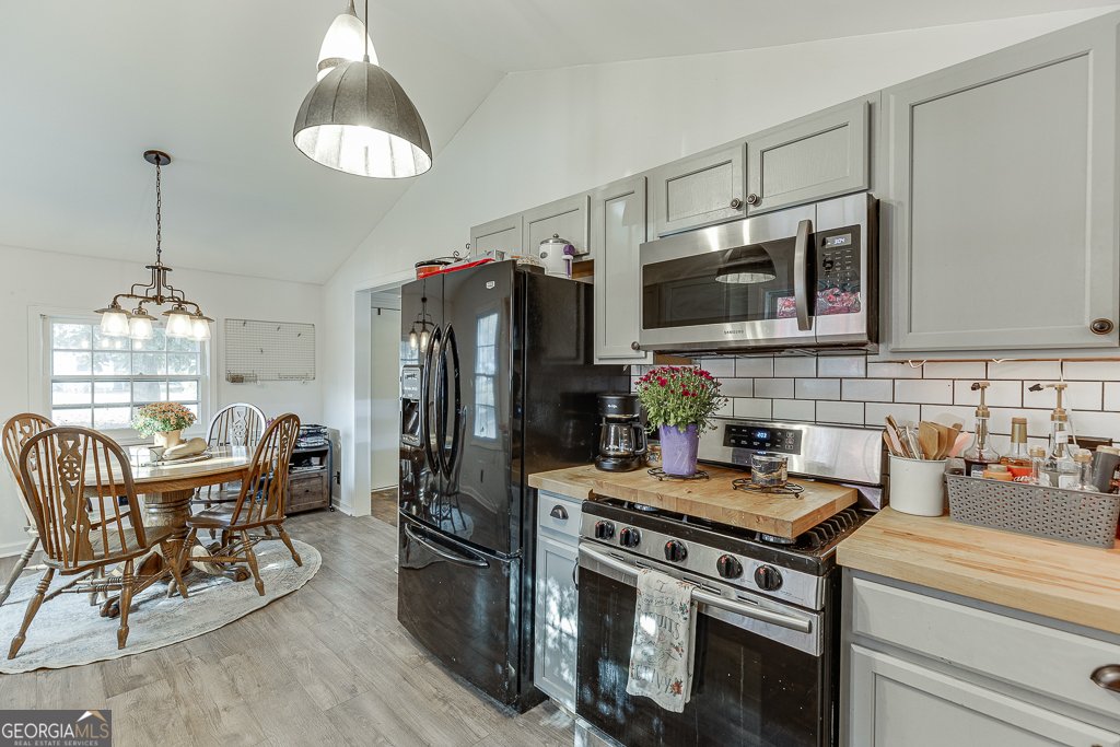 98 Circle Drive Winder - 20