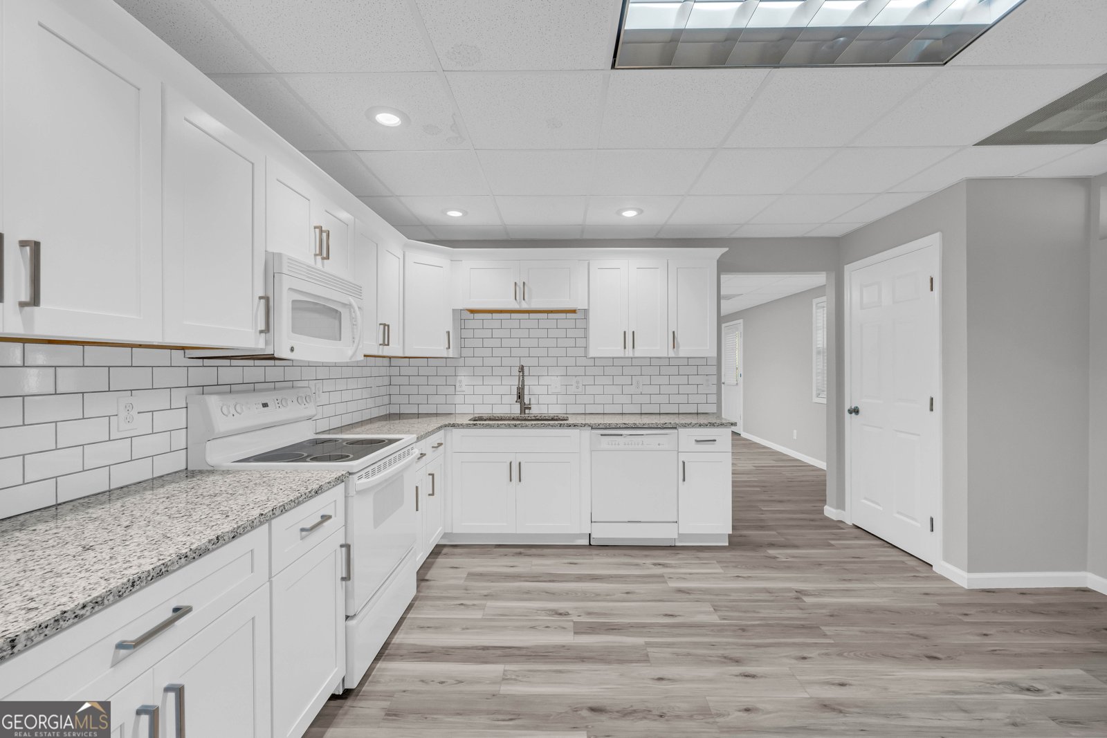 114 River Bluff Hoschton - 34