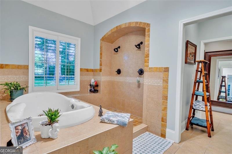 218 WALTON CHASE Perry - 11