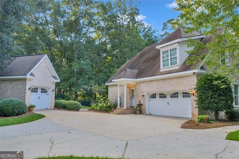 218 WALTON CHASE Perry - 24