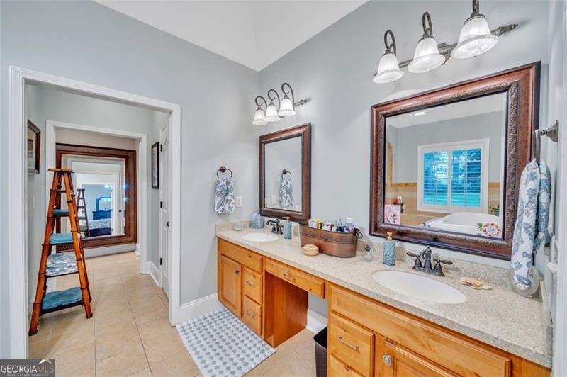 218 WALTON CHASE Perry - 8