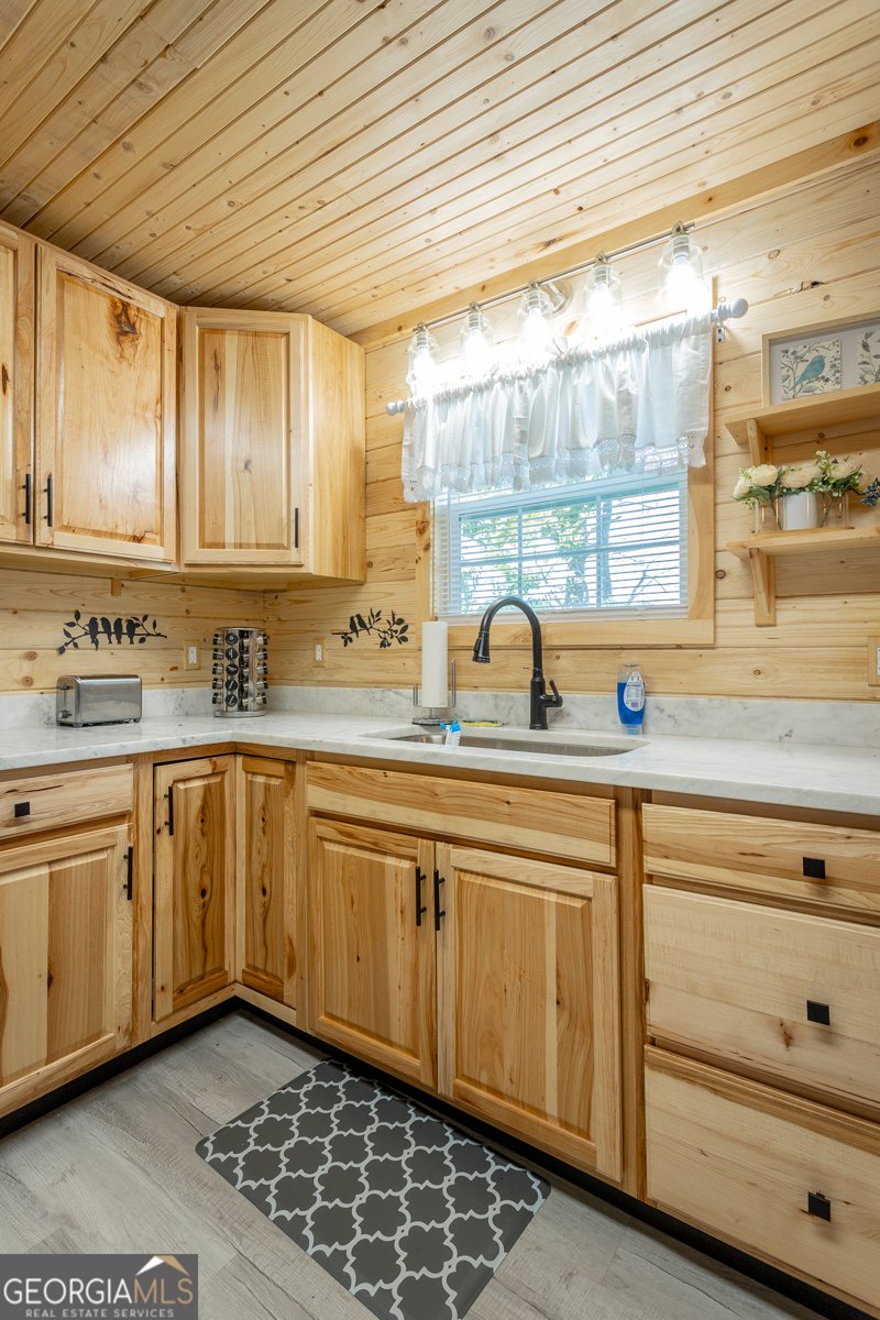 1370 &1372 Peggy Lane Tunnel Hill - 16